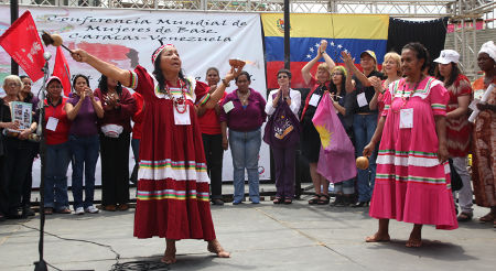 Begeisterndes Kulturprogramm auf der Weltfrauenkonferenz in Venezuela Begeisterndes Kulturprogramm auf der Weltfrauenkonferenz in Venezuela
