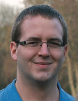 Jan Vöhringer, 28 Jahre, ist gelernter Mechatroniker und arbeitet als Prüfer in einem Großbetrieb. Er wird zukünftig die Wittener Montagsdemo moderieren. Jan Vöhringer, 28 Jahre, ist gelernter Mechatroniker und arbeitet als Prüfer in einem Großbetrieb. Er wird zukünftig die Wittener Montagsdemo moderieren.