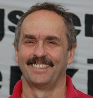 Toni Lenz, jugendpolitischer Sprecher der MLPD Toni Lenz, jugendpolitischer Sprecher der MLPD